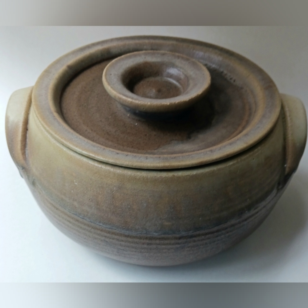 Studio Art Pottery Covered Serving Dish w/ Handles 7" Handmade Vintage Sidney BC